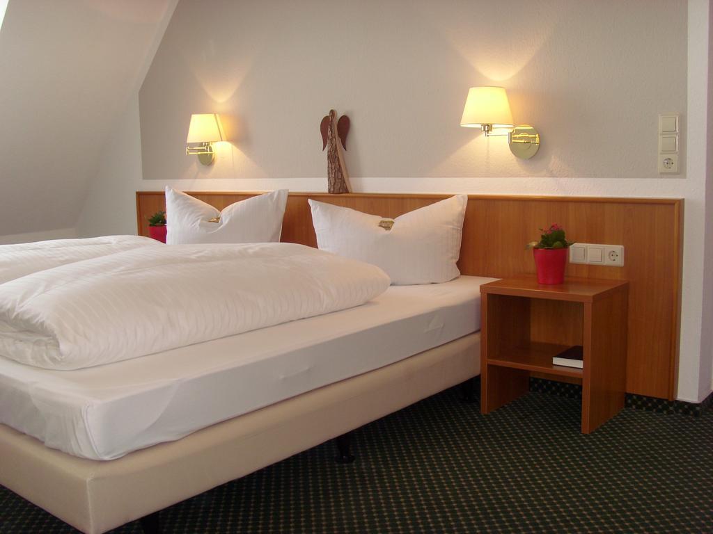 Hotel & Restaurant Engel Herbertingen Екстер'єр фото
