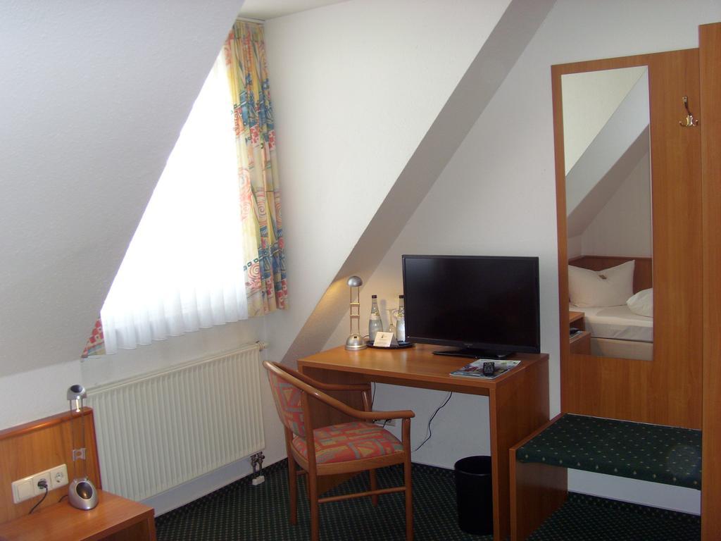 Hotel & Restaurant Engel Herbertingen Номер фото